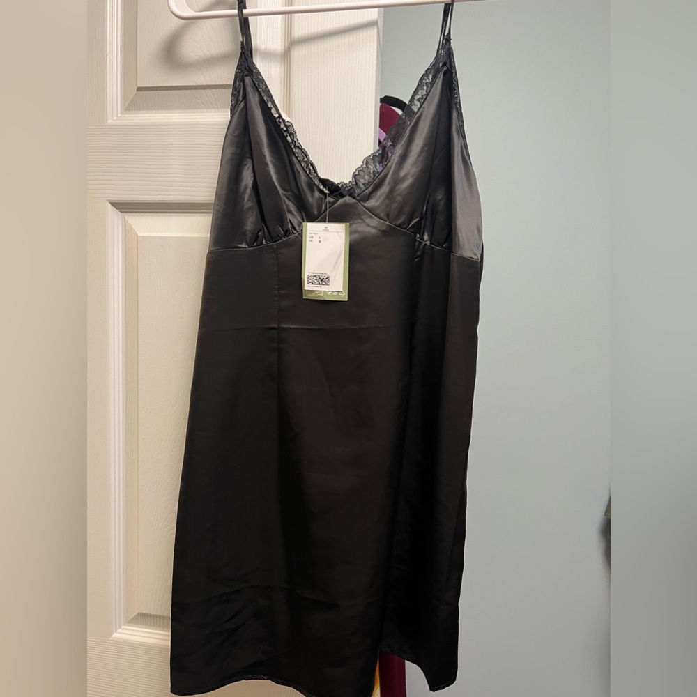 H&M black lace slip dress